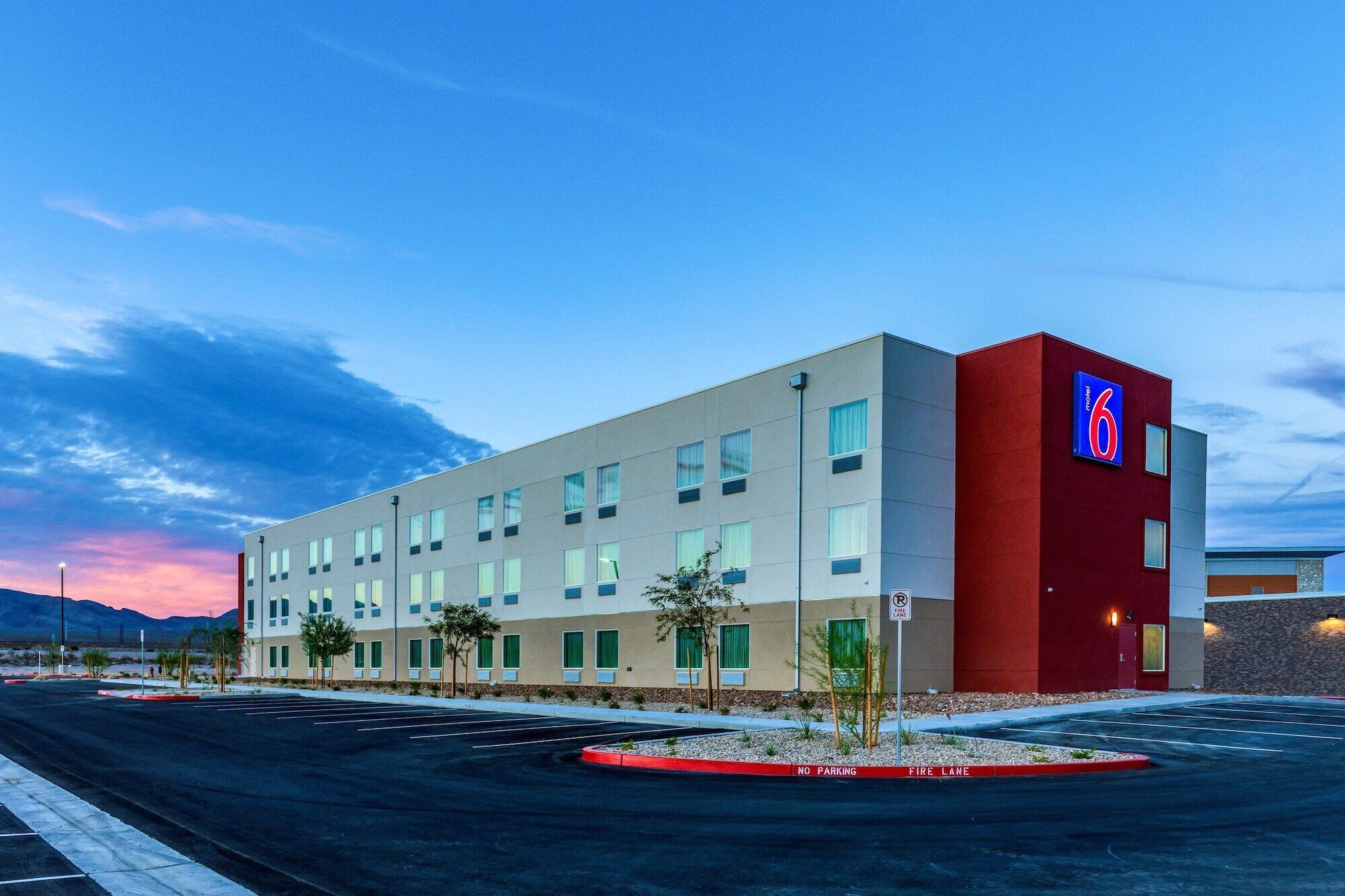 Photo - Motel 6-Las Vegas, NV - Motor Speedway