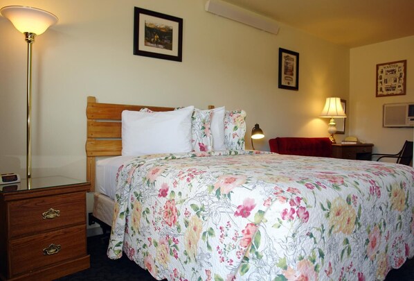 Desk, iron/ironing board, free WiFi, bed sheets