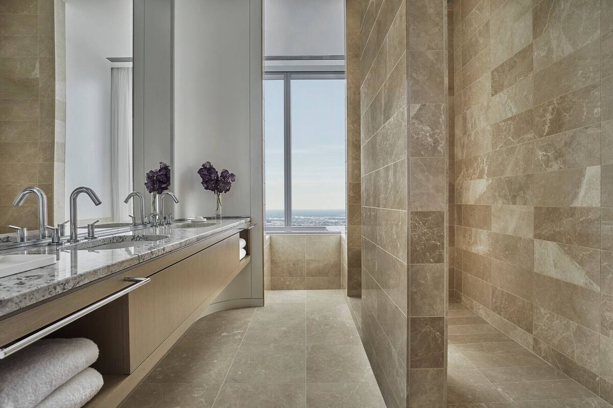 suite, 1 bedroom, corner (skyline) | bathroom | designer toiletries, hair dryer, bathrobes, slippers