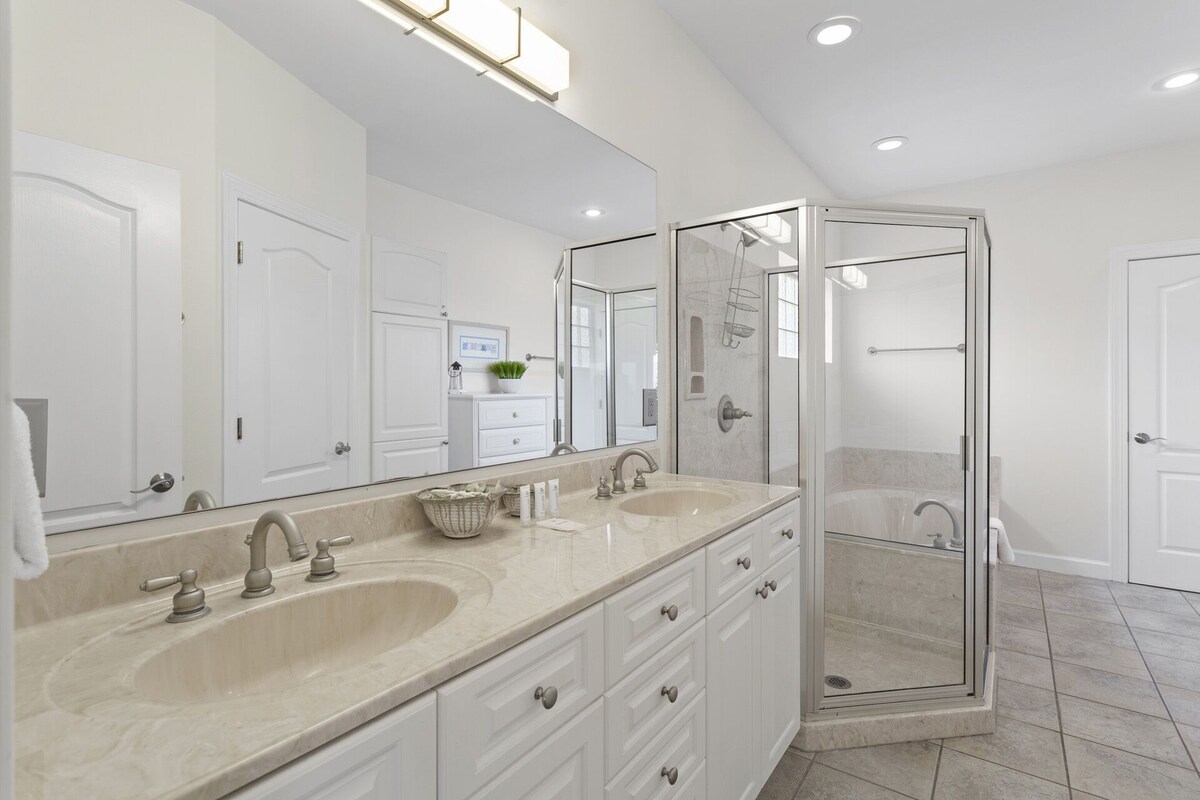Photo 10 of Sea the Sun - Gulf View, Heated Private Pool, Pet Friendly, Free Beach Service!