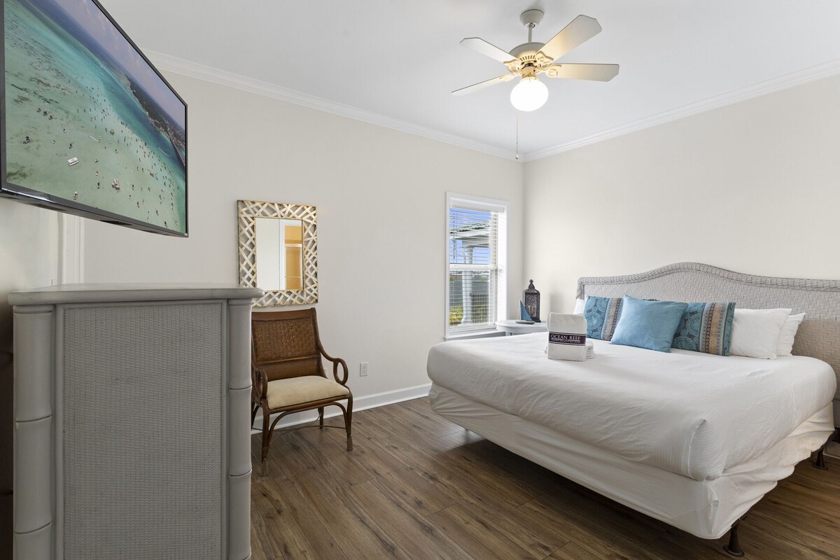 Photo 17 of Sea the Sun - Gulf View, Heated Private Pool, Pet Friendly, Free Beach Service!