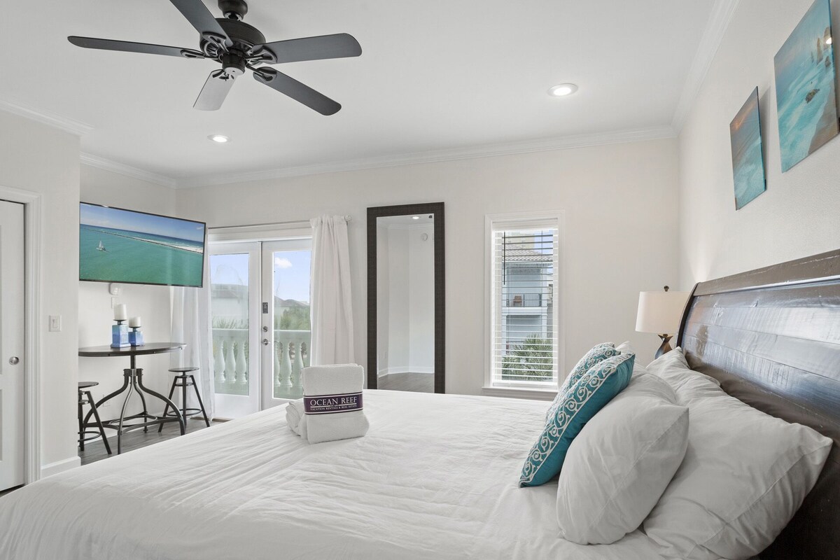 Photo 9 of Sea the Sun - Gulf View, Heated Private Pool, Pet Friendly, Free Beach Service!