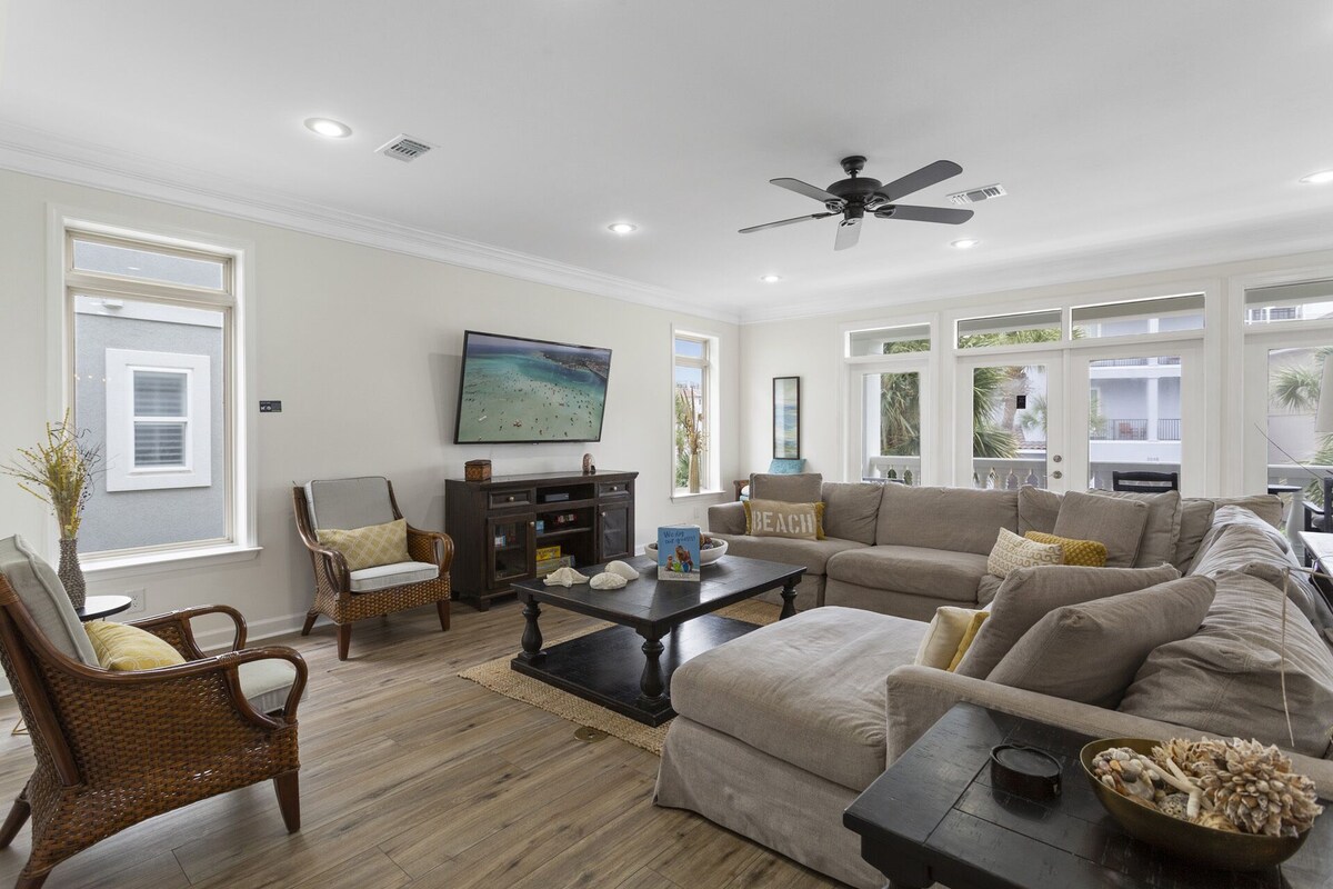 Photo 3 of Sea the Sun - Gulf View, Heated Private Pool, Pet Friendly, Free Beach Service!
