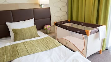 Habitación doble estándar, balcón | Servicios de la habitación