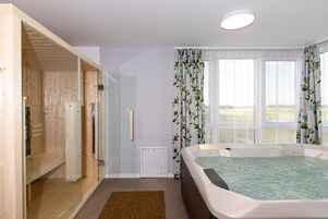 Exclusive Double Room | Living area
