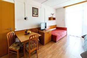 Minibar, in-room safe, free WiFi, bed sheets - Hotel Napfény (Zalakaros)