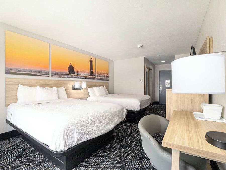 Room, 2 Queen Beds, Non Smoking