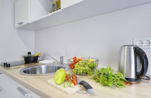 Suite monolocale City, 1 letto king, non fumatori | Angolo cottura privato | Bollitore elettrico