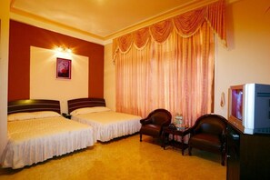 Room (For 4 Guests) - Tram Huong Hotel (Da Lat)