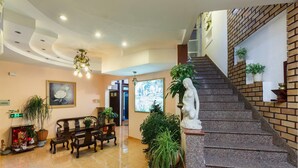 Staircase - Tram Huong Hotel (Da Lat)