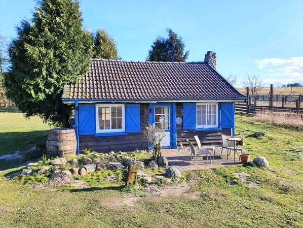 Traditional Cottage, 2 Bedrooms | Individually decorated, soundproofing, free WiFi, bed sheets