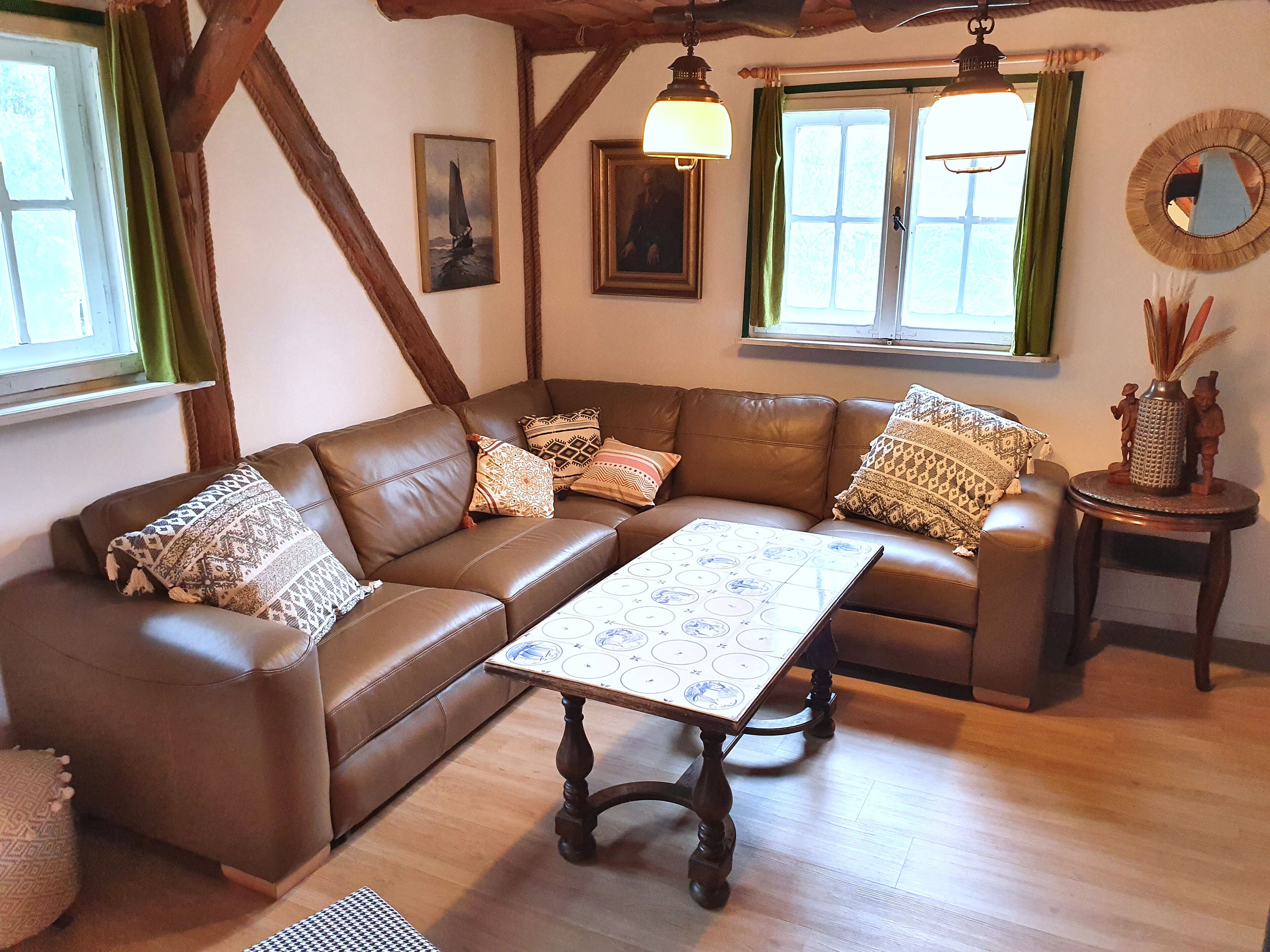 トラディショナル コテージ ベッド (複数台) | リビング エリア