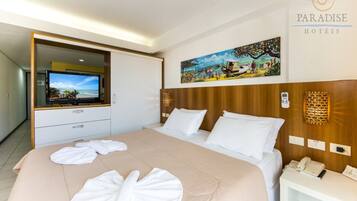 2 sovrum, unika möbler, mörkläggningsgardiner och gratis wi-fi