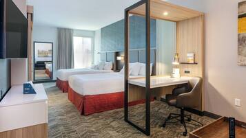 Työpöytä, silitysrauta/-lauta, ilmainen Wi-Fi, vuodevaatteet