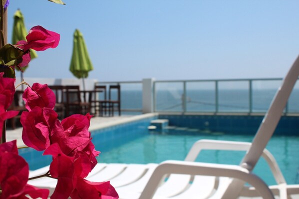 Kolam renang outdoor