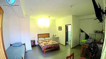 Didekorasi berbeda-beda, Wi-Fi gratis, dan seprai linen