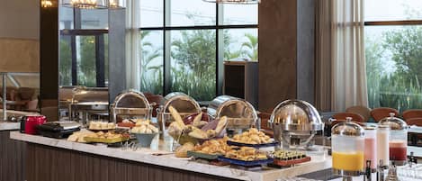 Free daily buffet breakfast