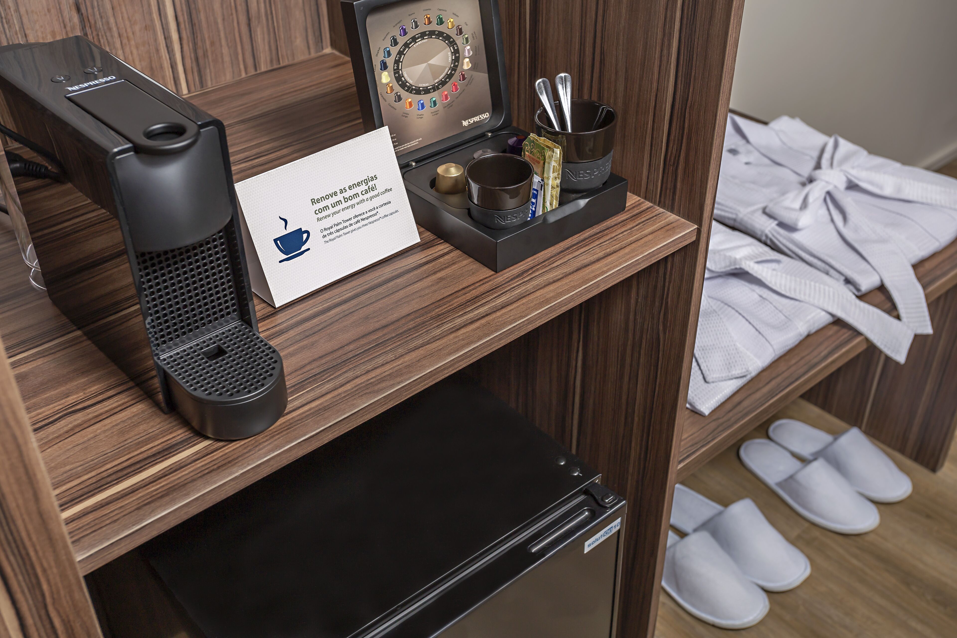 luxo double - cama queen size | 1 bedroom, minibar, in-room safe, desk