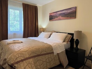 3 chambres, bureau, fer et planche à repasser, Wi-Fi gratuit