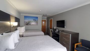 1 bedroom, desk, iron/ironing board, travel cot