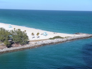 On the beach, sun loungers, beach towels - One Bal Harbour Hotel and Resort, Deluxe 2 bedroom private unit @ the Ritz (Bal Harbour)