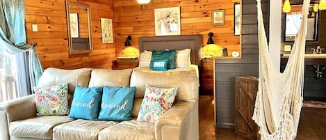 Flat-screen TV, fireplace