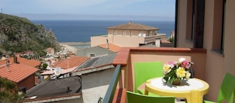 Sardinian jewel, gorgeous ocean view apartment