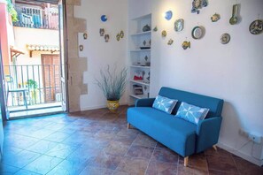 Smart TV - Family apartment by Dimore in Sicily (Syracuse)