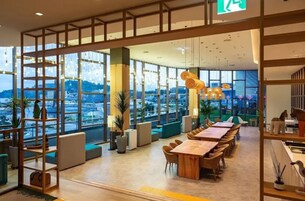 Televisión de 27 pulgadas con canales digitales y películas con cargo 