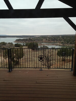 Property grounds - Beautiful Lakefront Home-Lake Alan Henry (Justiceburg)