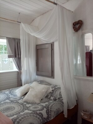 1 habitación, internet y ropa de cama