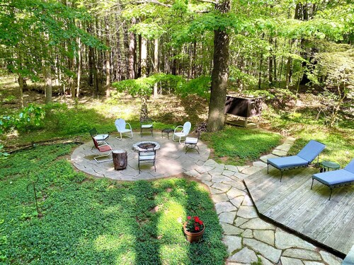 Cozy cabin in the woods 