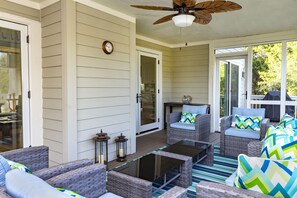Terrace/patio - Spectacular 4 BR, 3.5 BA home with boardwalk access and Amenity access included! (Seabrook Island)