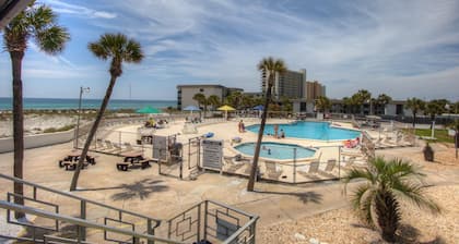 VO Resort: w/golf cart, beach/bay access, boat dock, fish pier, mini golf & more