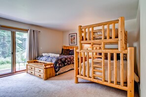 4 dormitorios, tabla de planchar con plancha, wifi gratis y ropa de cama