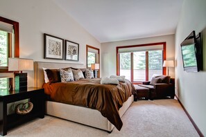 4 chambres, fer et planche à repasser, Wi-Fi gratuit, draps fournis