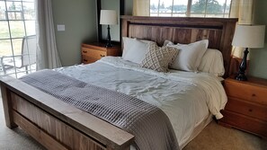 2 Schlafzimmer, Schreibtisch, Bügeleisen/Bügelbrett, kostenloses WLAN