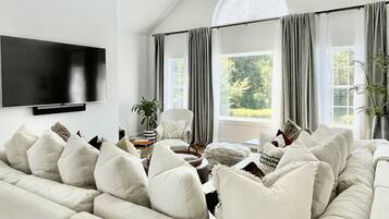 TV, fireplace, stereo, offices