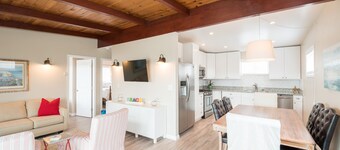 Mysigt hus med 2 sovrum, havsutsikt, i ett lugnt omrÄde, kort bilresa till stranden.