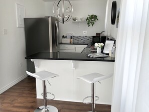 Romantic Upper Serenity Suite | Private kitchen | Microwave, coffee/tea maker, toaster, cleaning supplies - Port Franks Getaway (Port Franks)