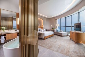 Habitación Deluxe, 1 cama de matrimonio grande, no fumadores | Minibar, caja fuerte, tabla de planchar con plancha y wifi gratis