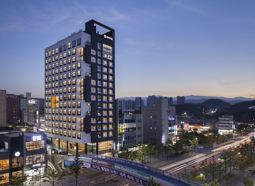 Gangneung City Hotel