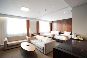 Suite City | Sistema de insonorización, wifi gratis, ropa de cama