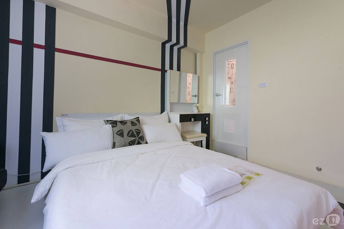 Desk, blackout curtains, soundproofing, rollaway beds