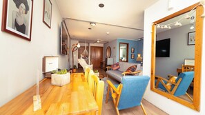 Unique Room  | Wi-Fi ฟรี, ผ้าปูที่นอน