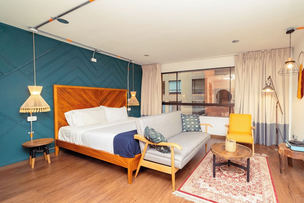 Deluxe Room | Free WiFi, bed sheets