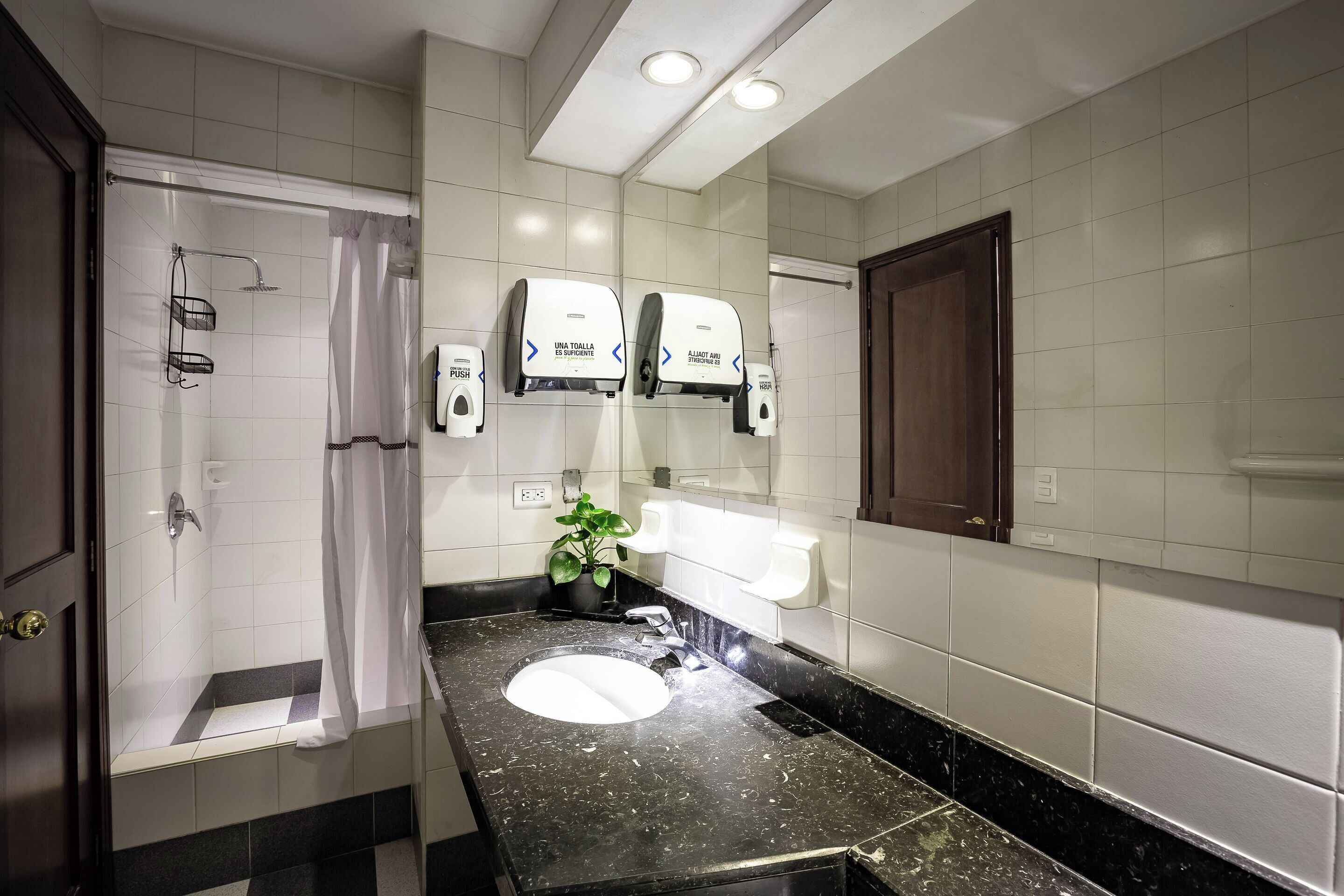 Foto - Selina Chapinero Bogota