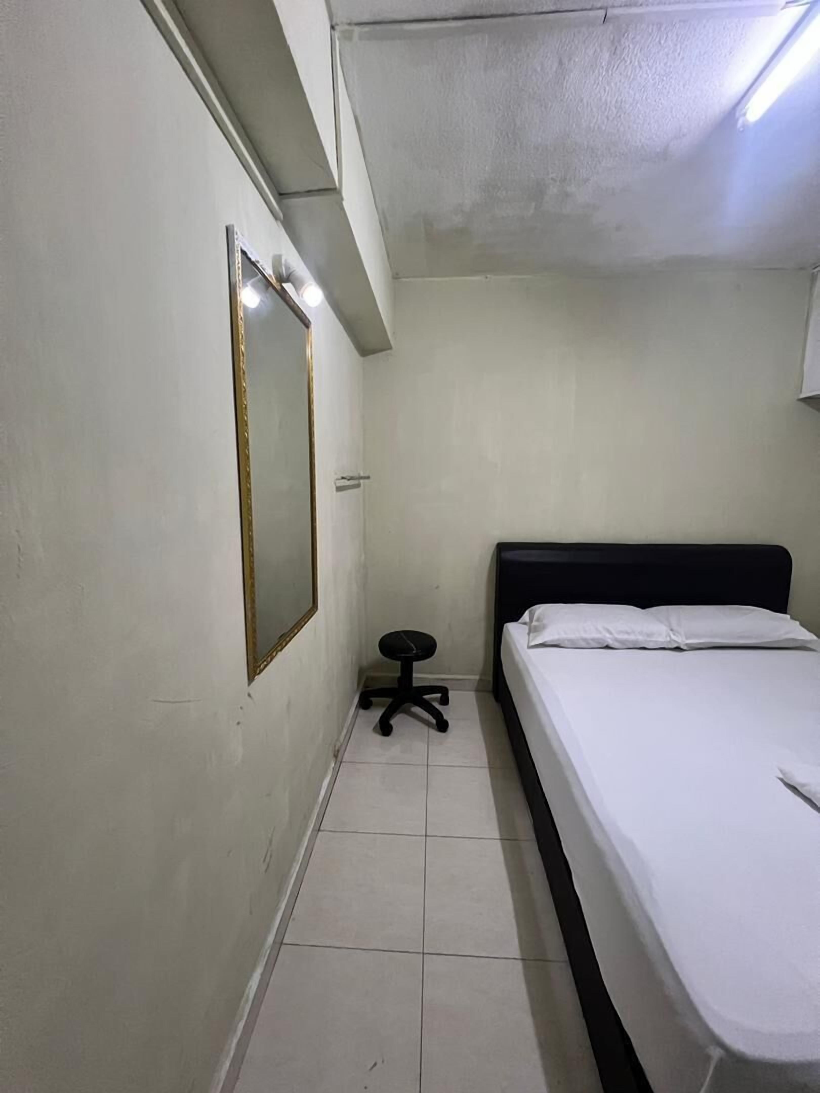 Standard Double Room, 1 Queen Bed | Desk, free WiFi, bed sheets