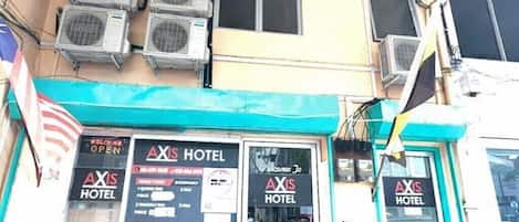 Fachada de la propiedad