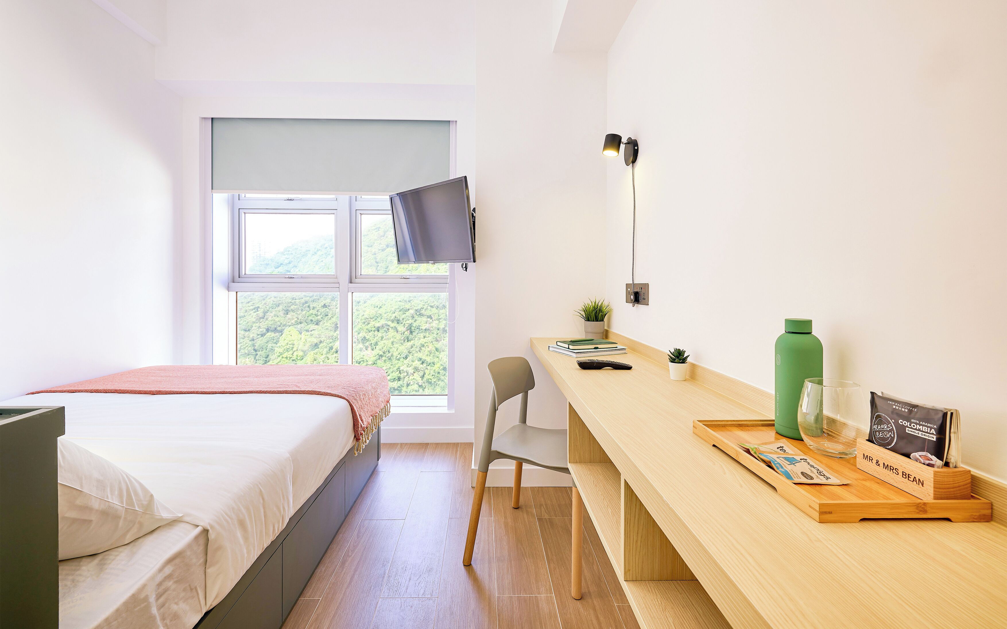 客房內保險箱、書桌、遮光布/窗簾、免費無線上網